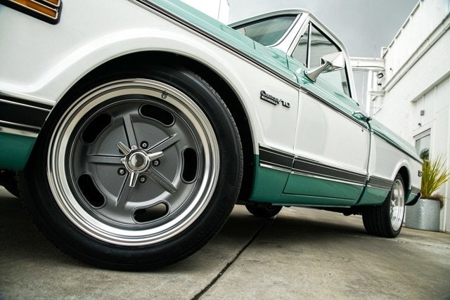 1972 Chevrolet C10 Custom Deluxe Pickup