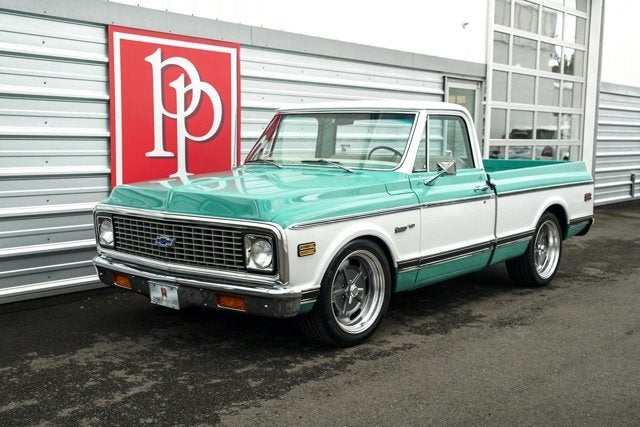 1972 Chevrolet C10 Custom Deluxe Pickup