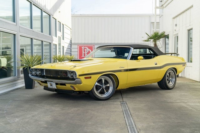 1970 Dodge Challenger R/T Hemi Convertible Resto-Mod