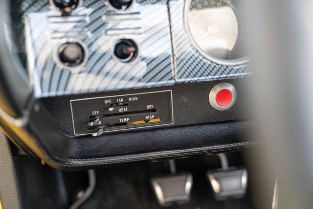 1970 Dodge Challenger R/T Hemi Convertible Resto-Mod