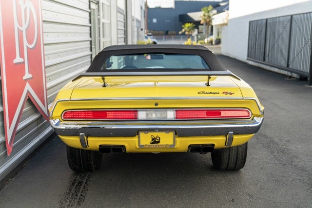1970 Dodge Challenger R/T Hemi Convertible Resto-Mod