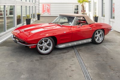 1963 Chevrolet Corvette Custom