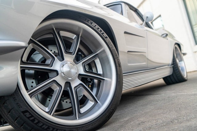 1963 Chevrolet Corvette Custom Convertible