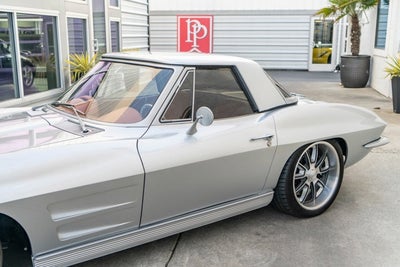 1963 Chevrolet Corvette Custom Convertible