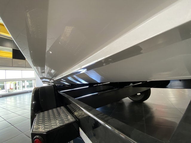 2011 Spectre SC32 Power Boat