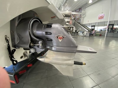 2011 Spectre SC32 Power Boat