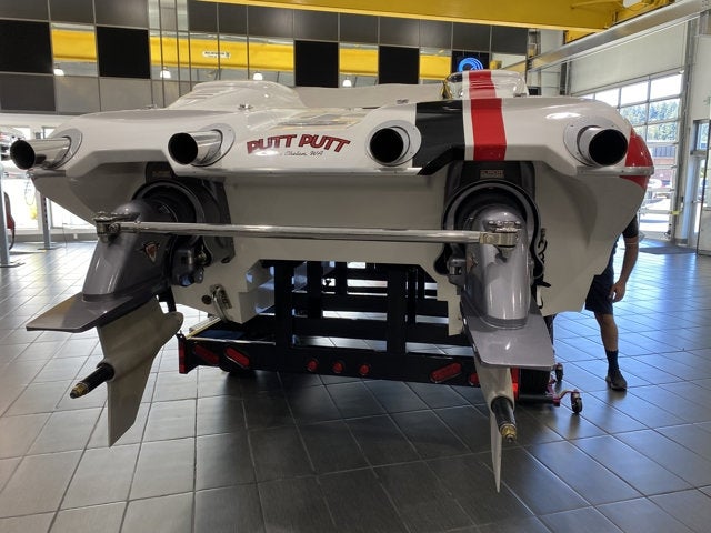 2011 Spectre SC32 Power Boat