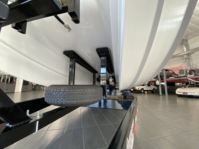 2011 Spectre SC32 Power Boat