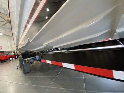 2011 Spectre SC32 Power Boat