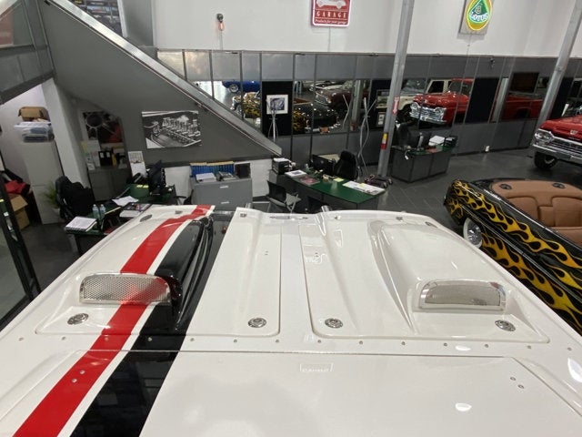 2011 Spectre SC32 Power Boat