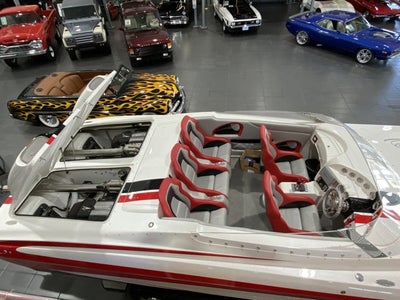 2011 Spectre SC32 Power Boat
