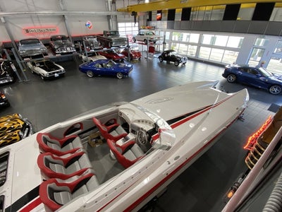 2011 Spectre SC32 Power Boat