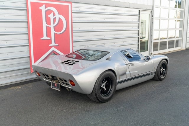 1966 Ford GT40 Base