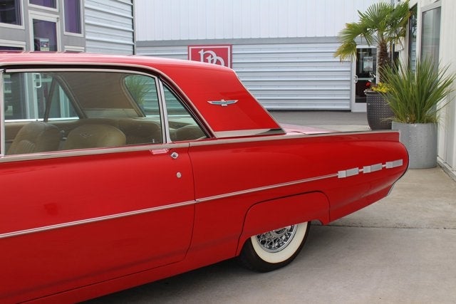 1962 Ford Thunderbird Coupe