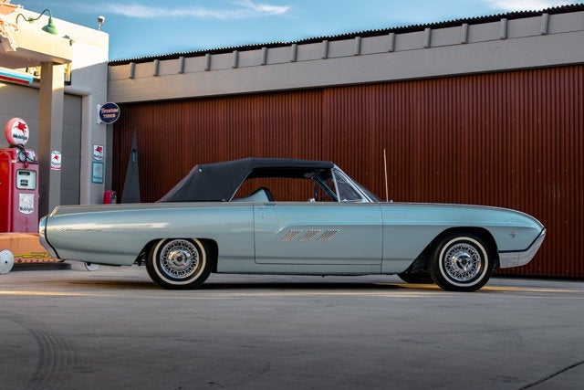1963 Ford Thunderbird Base