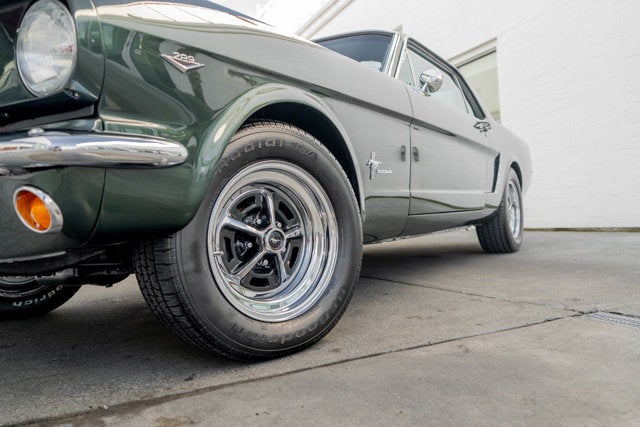 1965 Ford Mustang Base
