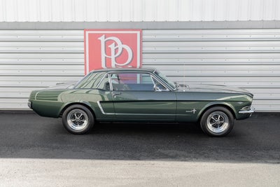 1965 Ford Mustang Base