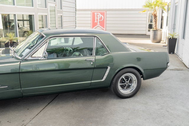 1965 Ford Mustang Base