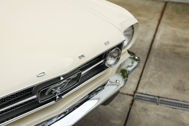 1965 Ford Mustang GT Convertible (K-Code)