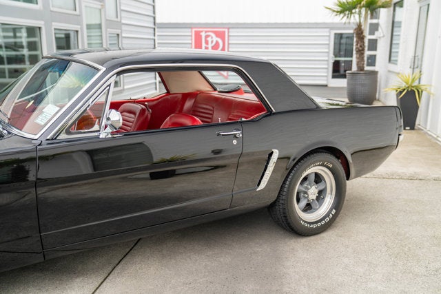 1965 Ford Mustang Base