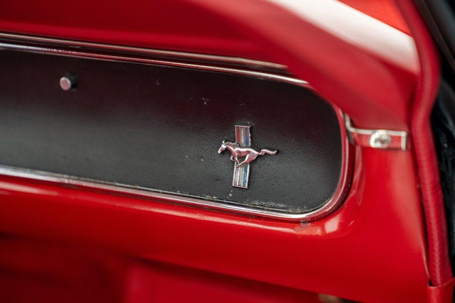 1965 Ford Mustang Base