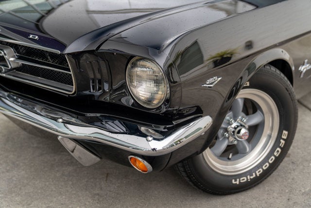 1965 Ford Mustang Base