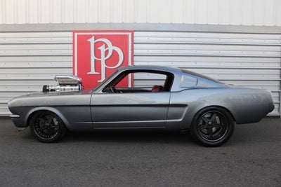 1966 Ford Mustang Fastback Custom 'Toxic66'