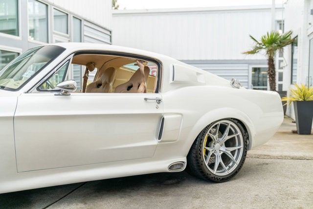 1967 Ford Mustang Fastback 5.0L Resto-Mod