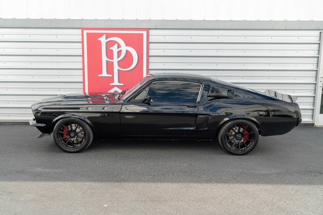 1967 Ford Mustang Fastback Resto-Mod