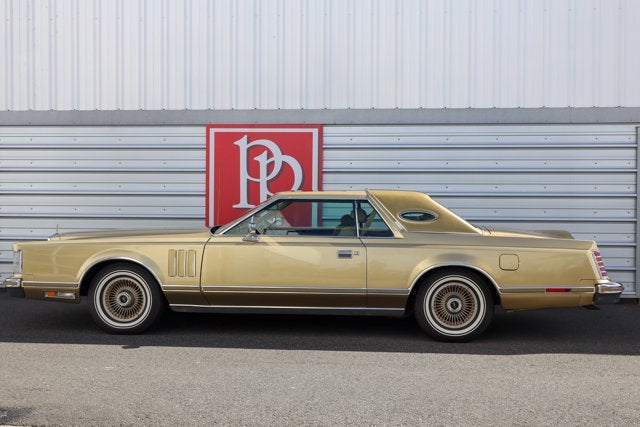 1978 Lincoln Continental Mark V Jubilee Gold Edition