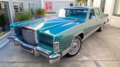 1979 Lincoln Town Car Base
