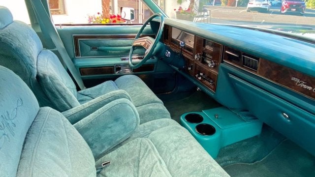 1979 Lincoln Town Car Base
