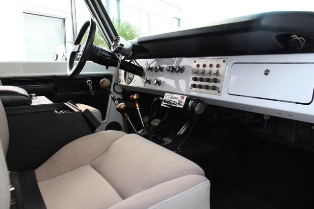 1972 Ford Bronco 4WD SUV