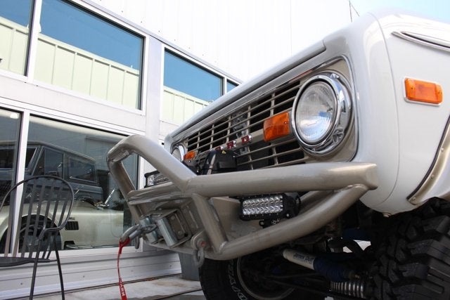 1972 Ford Bronco 4WD SUV