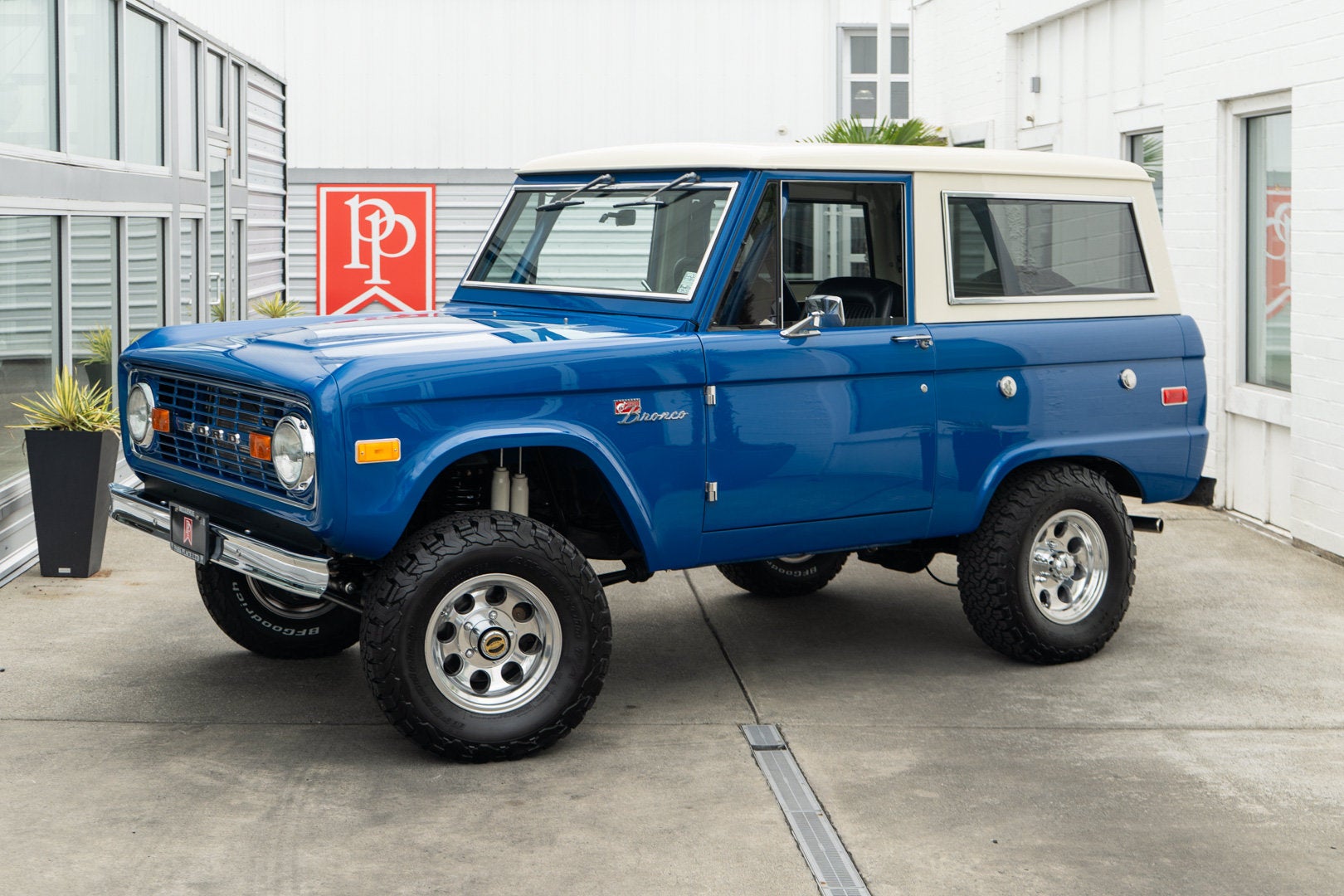 1972 Ford Bronco Base