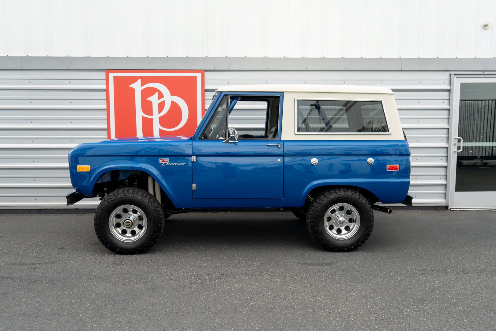 1972 Ford Bronco Base