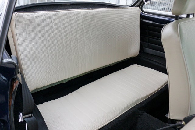 1970 Volkswagen Karmann Ghia 2+2 Coupe