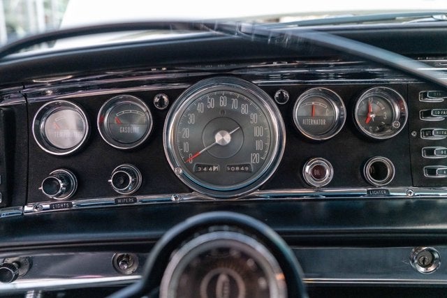 1964 Chrysler New Yorker Base