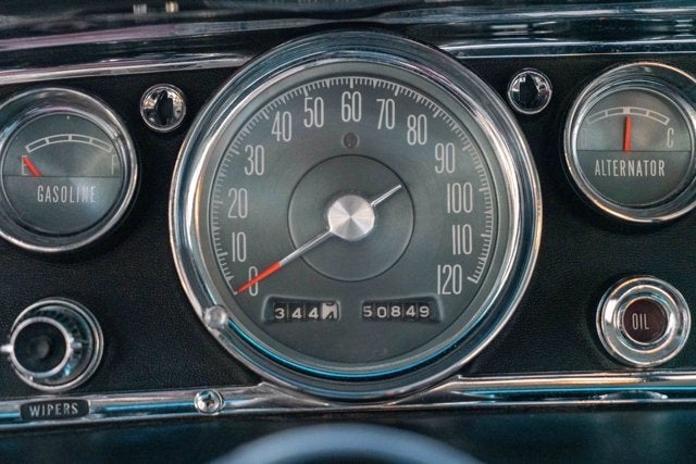 1964 Chrysler New Yorker Base