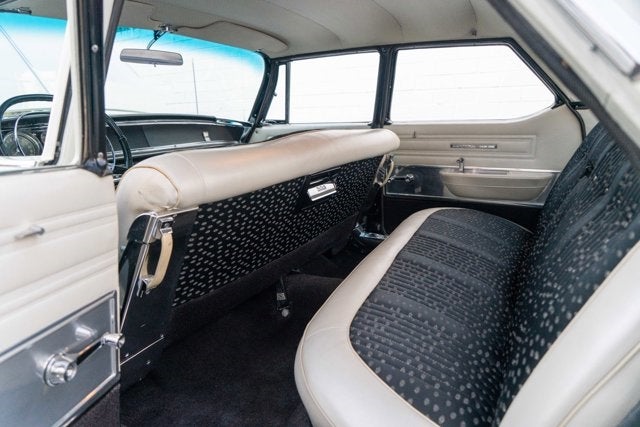 1964 Chrysler New Yorker Base