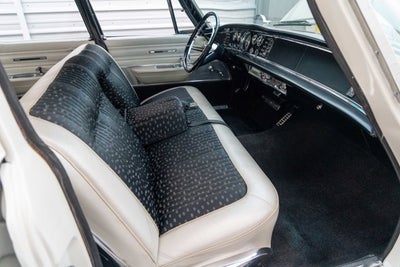 1964 Chrysler New Yorker Base