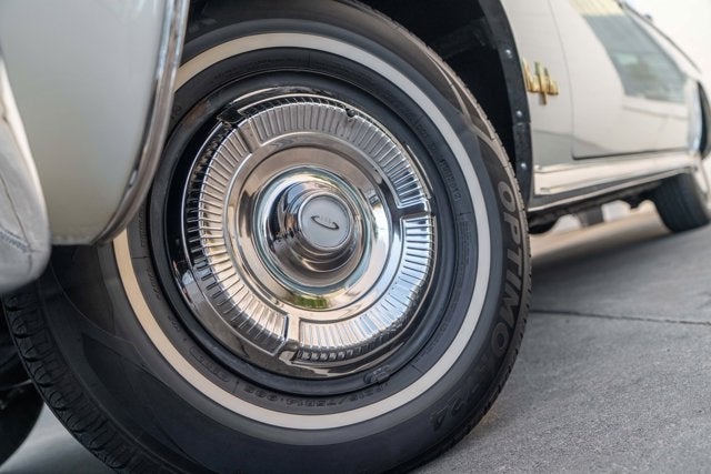 1964 Chrysler New Yorker Base