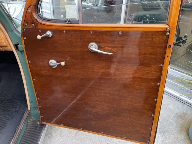1946 Ford Super Deluxe Woody Wagon