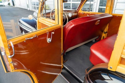1946 Mercury 69M Woodie Station Wagon