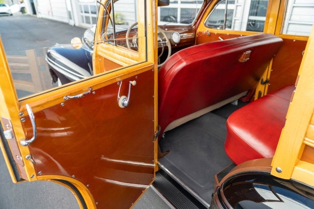 1946 Mercury 69M Woodie Station Wagon