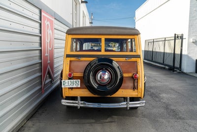1946 Mercury 69M Woodie Station Wagon