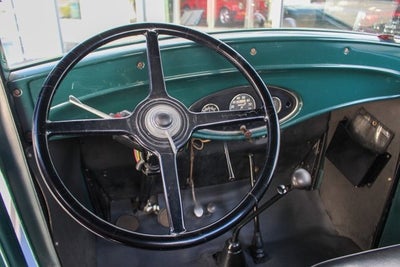 1932 Ford Model BB Truck