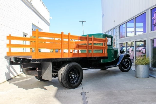 1932 Ford Model BB Truck