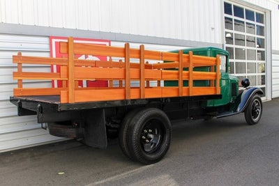 1932 Ford Model BB Truck