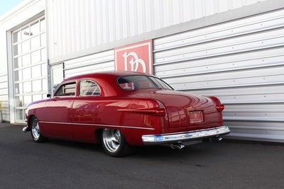 1951 Ford Custom Deluxe Restomod